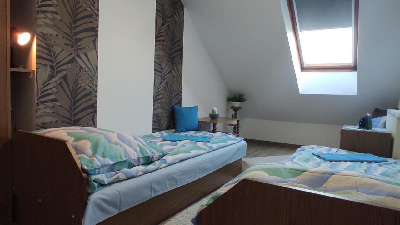 Appartamenti Delle Vacanze Keszthely Exteriör bild