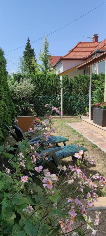 Appartamenti Delle Vacanze Keszthely Exteriör bild